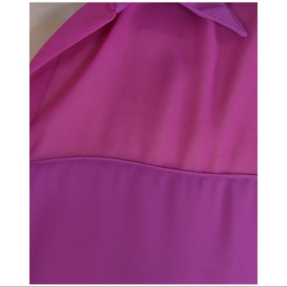 🆕👚AUCTION PRICE👩🏻⚖️ Nice Button Down Blouse in Fushia - Picture 2 of 4